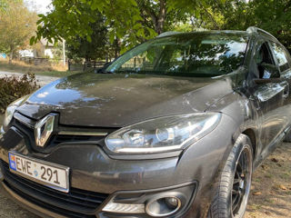 Renault Megane foto 2