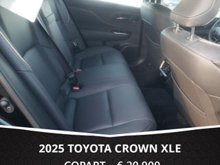 Toyota Crown foto 8