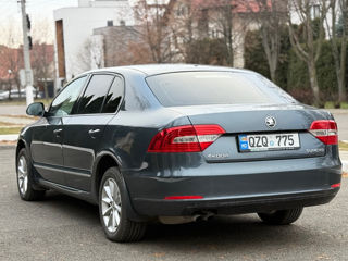 Skoda Superb foto 6