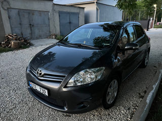 Toyota Auris foto 2