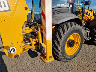 Jcb 4CX  2013 an foto 12