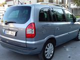 Opel Zafira foto 9