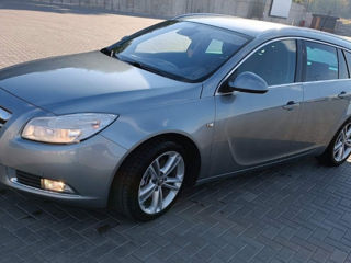 Opel Insignia foto 2