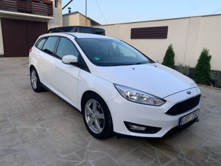 Ford Focus foto 2