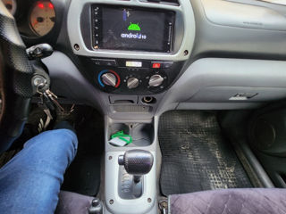 Toyota Rav 4 foto 16