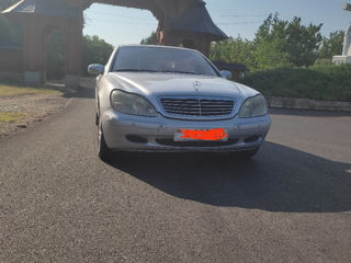 Mercedes S-Class foto 1