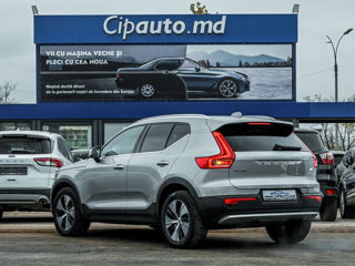 Volvo XC40 foto 2