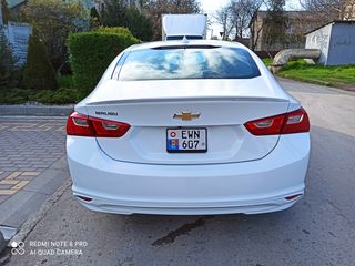 Chevrolet Malibu foto 6