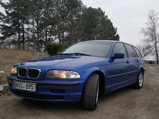 BMW 3 Series foto 2