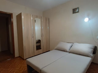 Apartament cu 2 camere, 53 m², Botanica, Chișinău foto 2