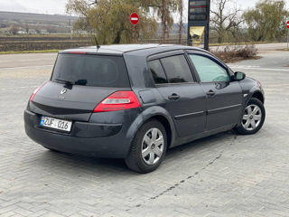 Renault Megane foto 6