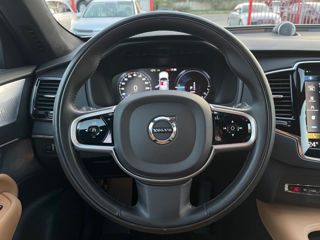 Volvo XC90 foto 8