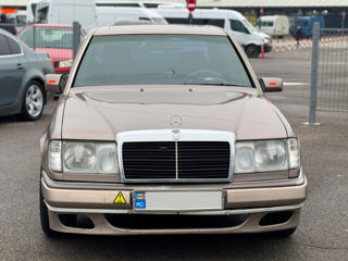 Mercedes E-Class foto 3