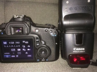 Vind Canon 60D + 17-85mm+Speedlite 430 EX II