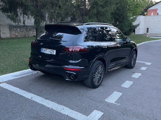 Porsche Cayenne foto 8