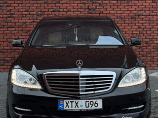 Mercedes S-Class