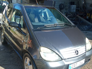 Mercedes A-Class foto 4