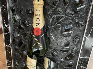 Moet , Dom Perignon in smoala epoxidica foto 2