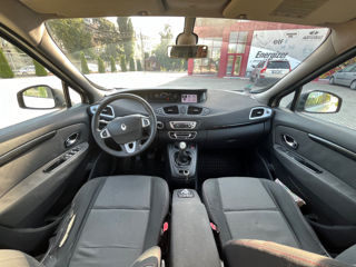 Renault Grand Scenic foto 7