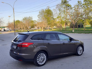 Ford Focus foto 4