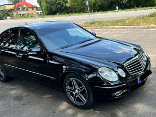 Mercedes E-Class foto 7