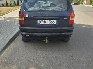 Opel Zafira foto 3