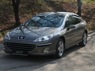 Peugeot 407 foto 3