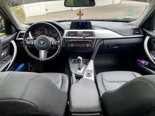 BMW 3 Series foto 5