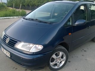 Razbarca Volkswagen Sharan