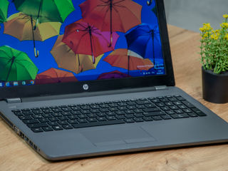 Hp Pavilion 15/ AMD 9000e/ 8Gb Ram/ 128Gb SSD/ 15.6" HD!! foto 9