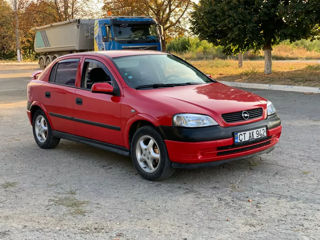 Opel Astra foto 4