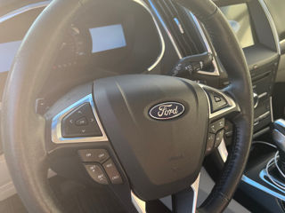 Ford Edge foto 9