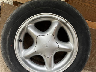 Se vinde 1996 Ford Mustang 16" OEM Wheel Rim foto 4