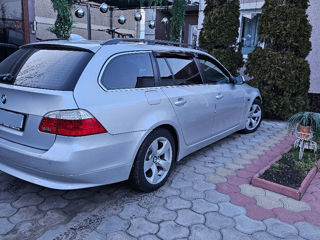 BMW 5 Series foto 3