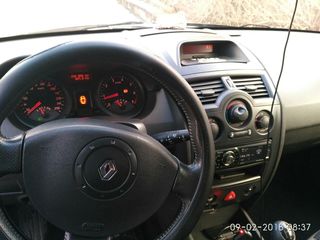 Renault Megane foto 5