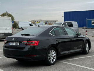 Skoda Superb foto 5