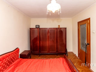 Apartament cu 3 camere, 72 m², Botanica, Chișinău foto 2
