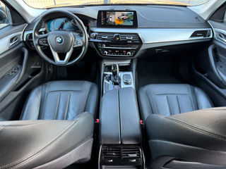 BMW 5 Series foto 11