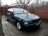 BMW 5 Series foto 1