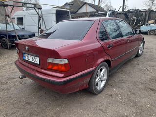 BMW 3 Series foto 2