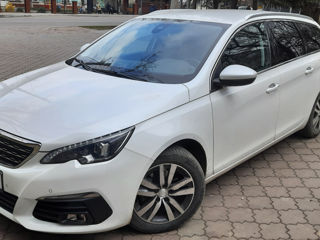 Peugeot 308 foto 3