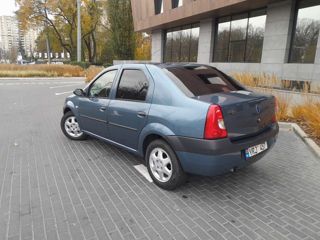 Dacia Logan foto 2