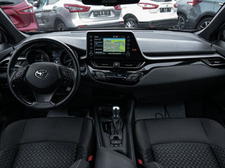 Toyota C-HR foto 7