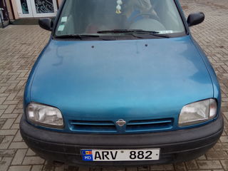 Nissan Micra foto 1