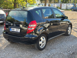 Mercedes A-Class foto 3