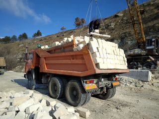 *Pgs,kotileți,but,petriș, moluza,ceornozeom,nisip.kamaz,bobcat,muncitori. foto 6