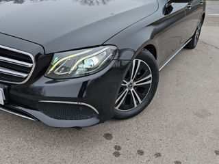 Mercedes E-Class foto 2