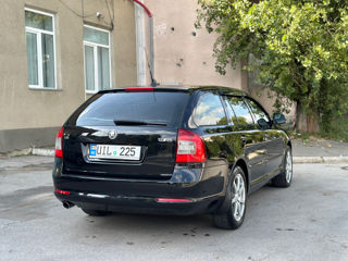 Skoda Octavia foto 6