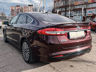 Ford Fusion foto 6