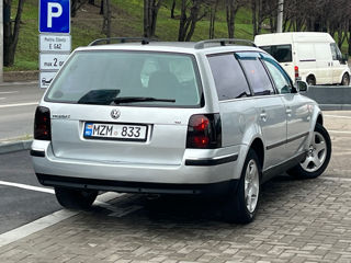 Volkswagen Passat foto 4